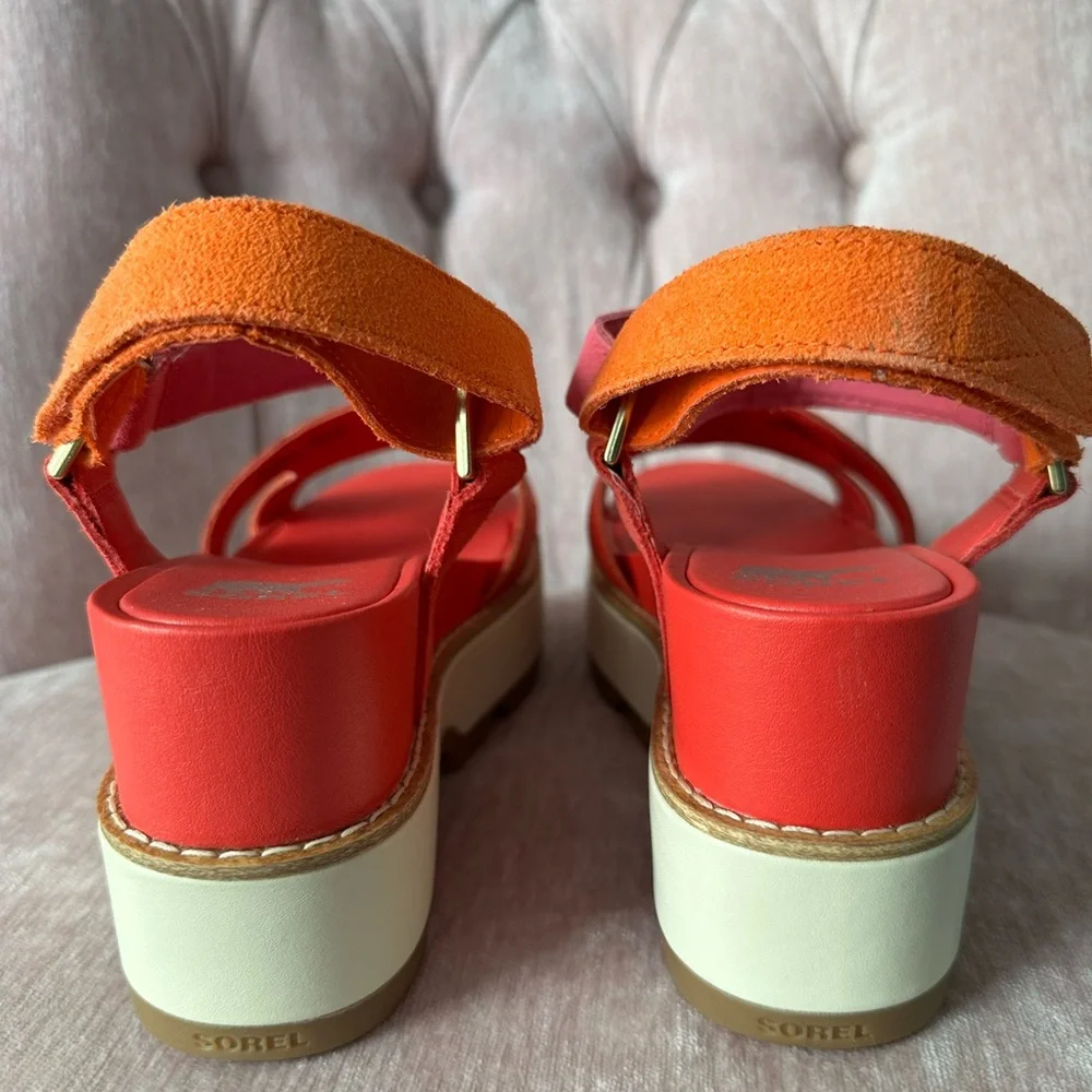NWB Sorel Joanie IV Wedge Sandal, Red Glo/Honey White/Pink, Size 7.5